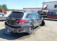 2013 Subaru Outback photo