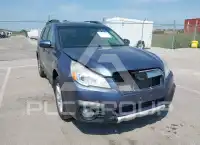 2013 Subaru Outback photo