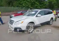 2013 Subaru Outback фото
