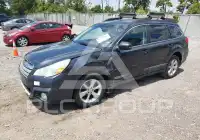 2013 Subaru Outback photo