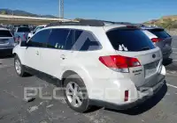 2013 Subaru Outback photo