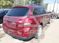 2013 Subaru Outback photo