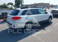 2013 Subaru Outback photo