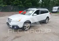 2013 Subaru Outback photo