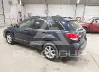 2013 Subaru Outback photo