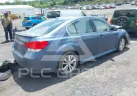 2013 Subaru Legacy фото