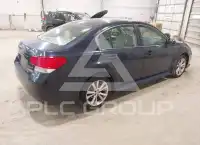2013 Subaru Legacy фото
