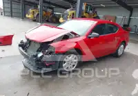 2013 Dodge AVENGER photo