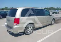 2013 Dodge Grand Caravan фото