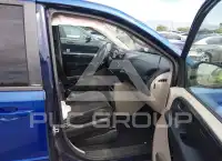 2013 Dodge Grand Caravan фото