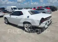 2013 Dodge CHALLENGER фото