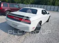 2013 Dodge CHALLENGER фото