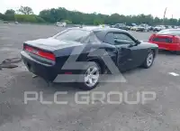 2013 Dodge CHALLENGER фото