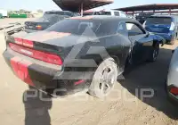 2013 Dodge CHALLENGER photo