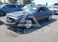 2013 Dodge CHALLENGER фото