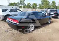 2013 Dodge CHALLENGER photo
