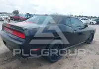 2013 Dodge CHALLENGER photo