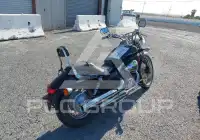 2013 Honda VT750 фото