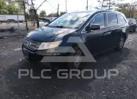 2013 Honda ODYSSEY фото