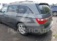 2013 Honda ODYSSEY фото