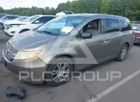 2013 Honda ODYSSEY фото