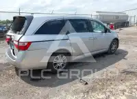 2013 Honda ODYSSEY фото