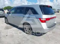 2013 Honda ODYSSEY фото