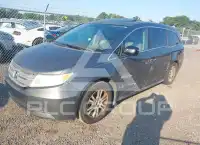 2013 Honda ODYSSEY фото