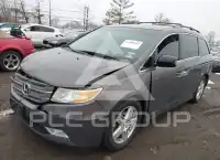 2013 Honda ODYSSEY фото