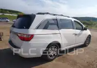 2013 Honda ODYSSEY фото