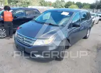 2013 Honda ODYSSEY фото