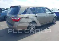 2013 Honda ODYSSEY фото