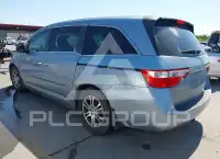 2013 Honda ODYSSEY фото