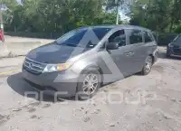 2013 Honda ODYSSEY фото