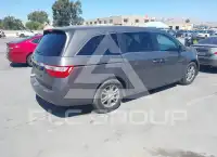 2013 Honda ODYSSEY photo