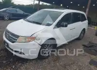 2013 Honda ODYSSEY фото