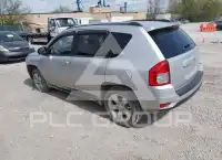 2013 Jeep COMPASS photo