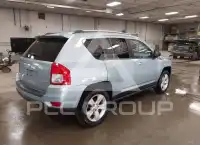 2013 Jeep COMPASS фото