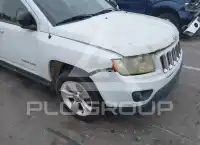 2013 Jeep COMPASS photo