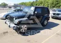 2013 Jeep WRANGLER фото