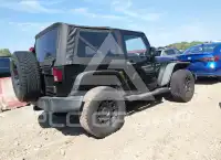 2013 Jeep WRANGLER фото