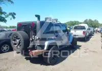 2013 Jeep WRANGLER фото
