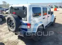 2013 Jeep WRANGLER фото