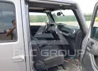 2013 Jeep WRANGLER фото