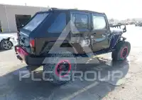 2013 Jeep WRANGLER фото