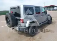 2013 Jeep WRANGLER фото