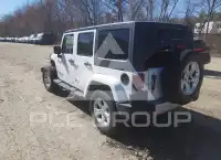 2013 Jeep WRANGLER фото