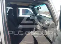 2013 Jeep WRANGLER фото