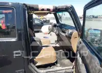 2013 Jeep WRANGLER фото