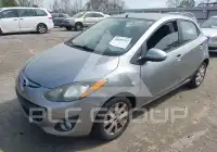 2013 Mazda 2 фото